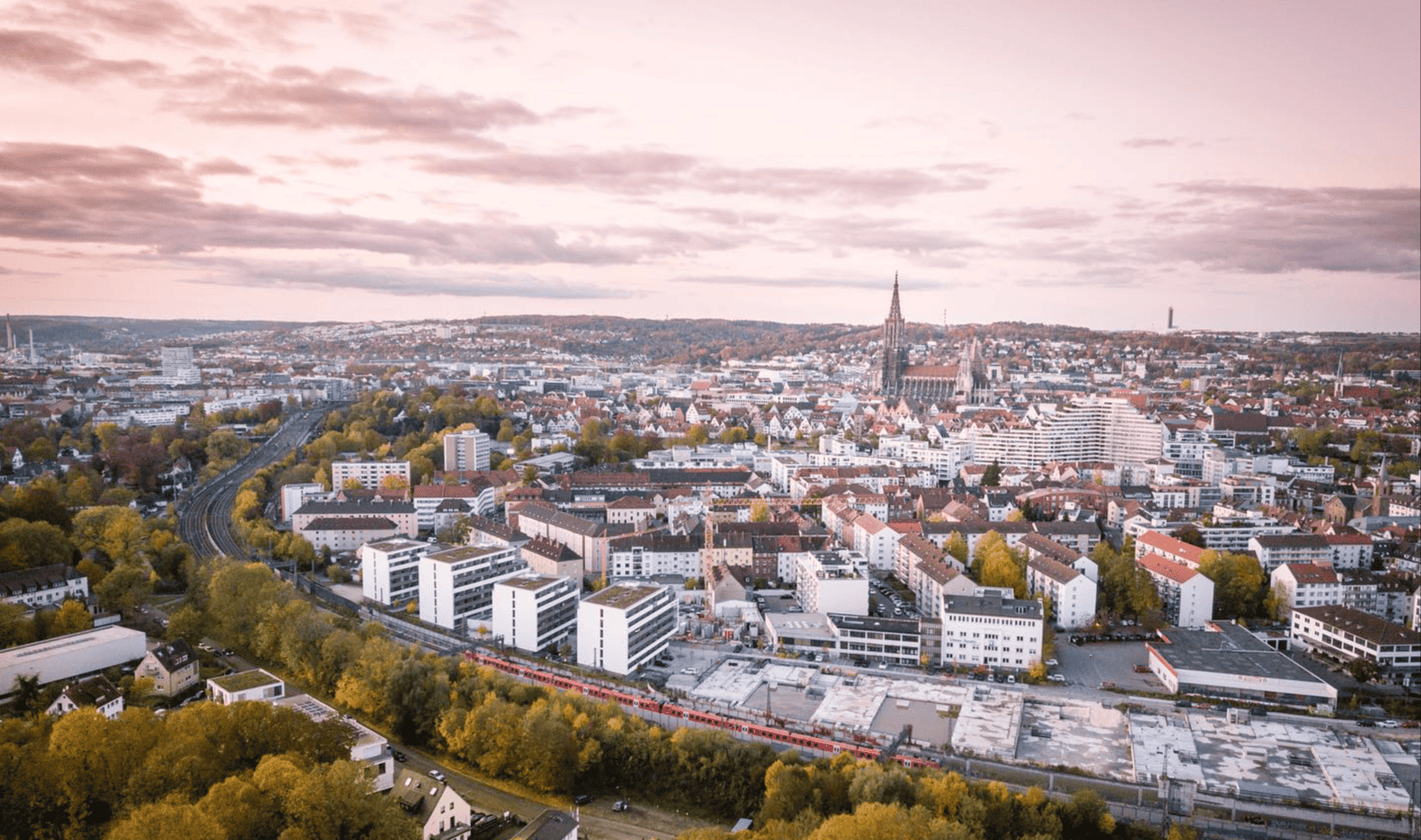 Best Time to Fly a Drone for Photography - hero